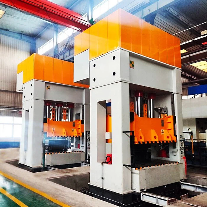 Integral frame type hydraulic press